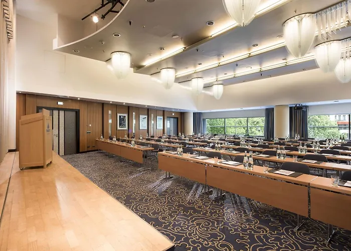 Beach hotel: Maritim Hotel Frankfurt